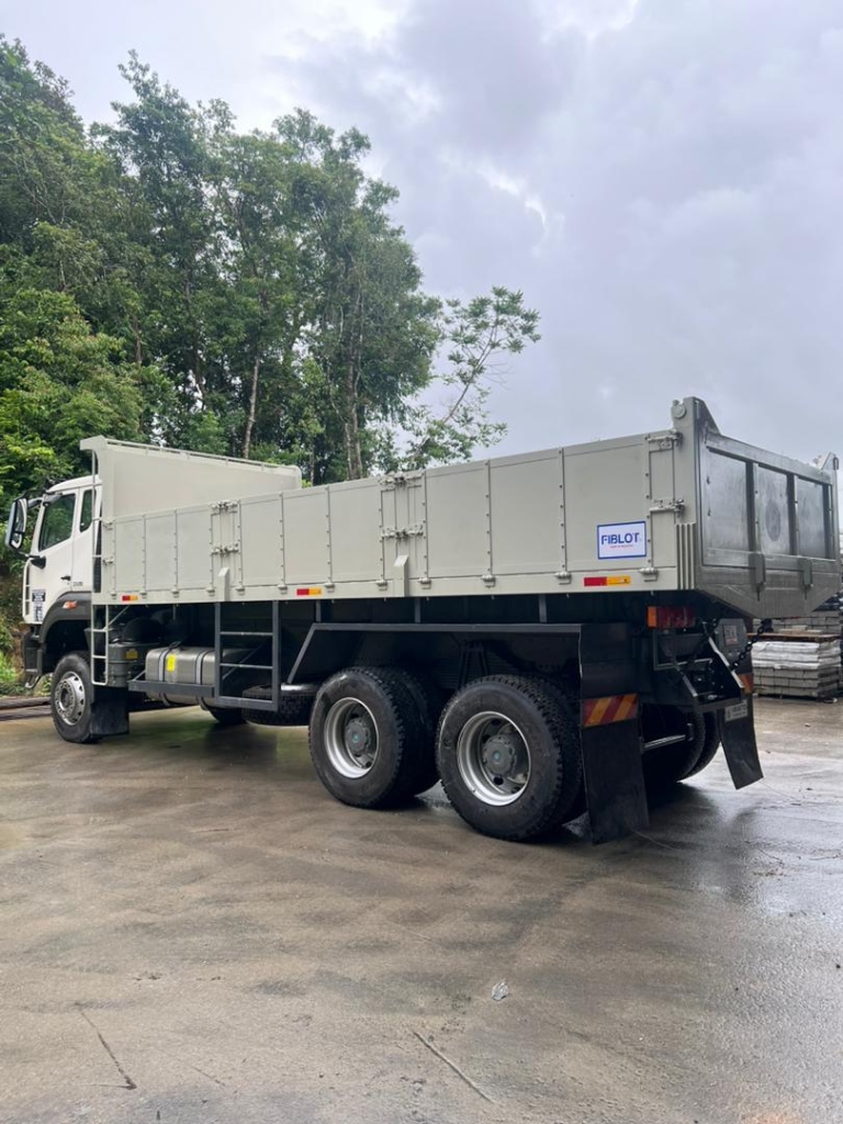 Tipper Lorry photo